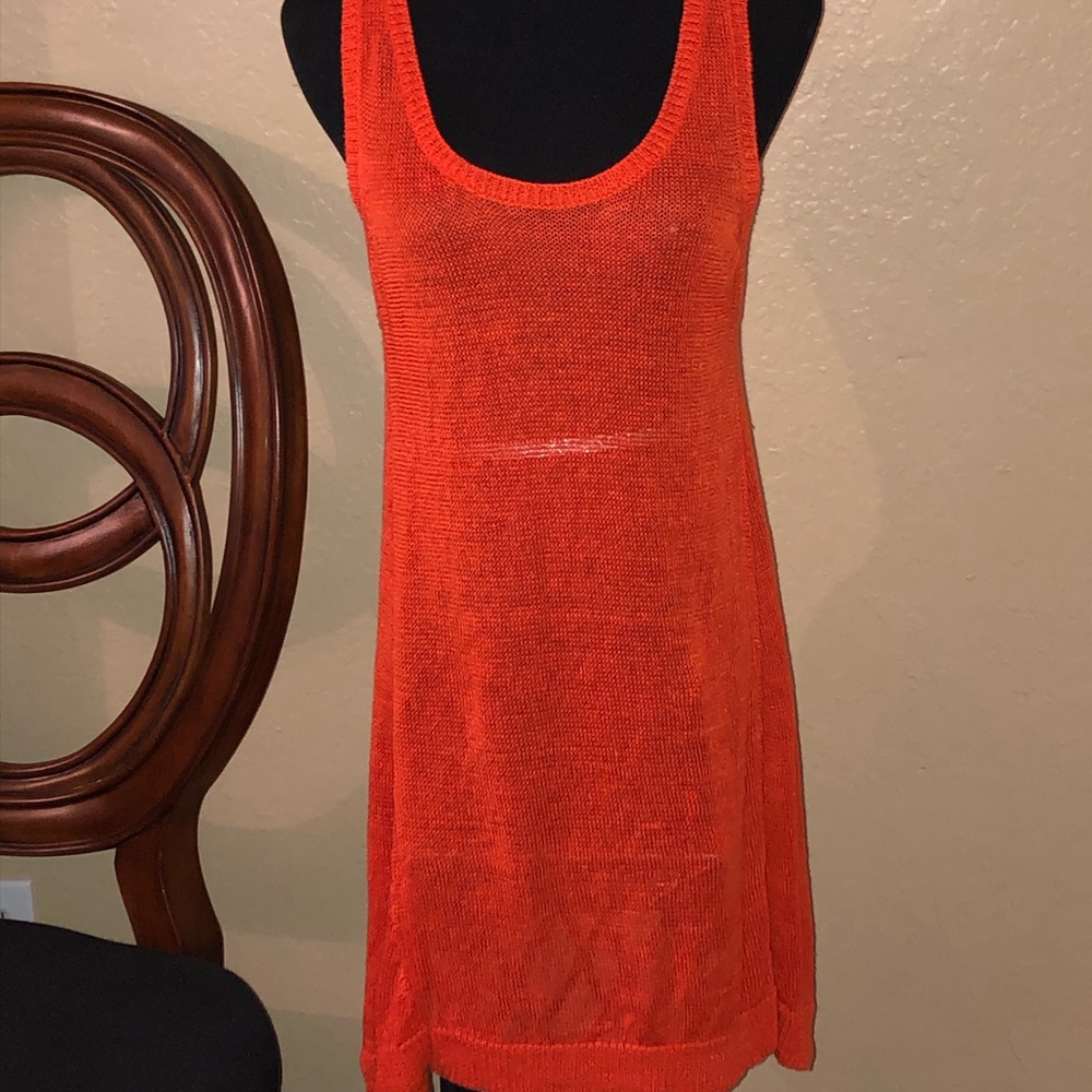 Very versatile piece. Dress, tunic, cover-up.